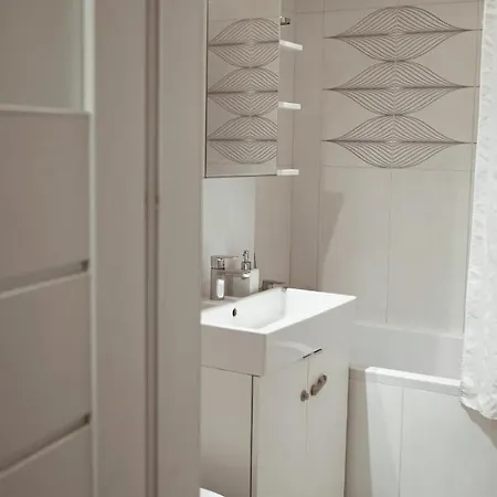 Birch Apartment, Railway Station Lejlighed Warszawa
